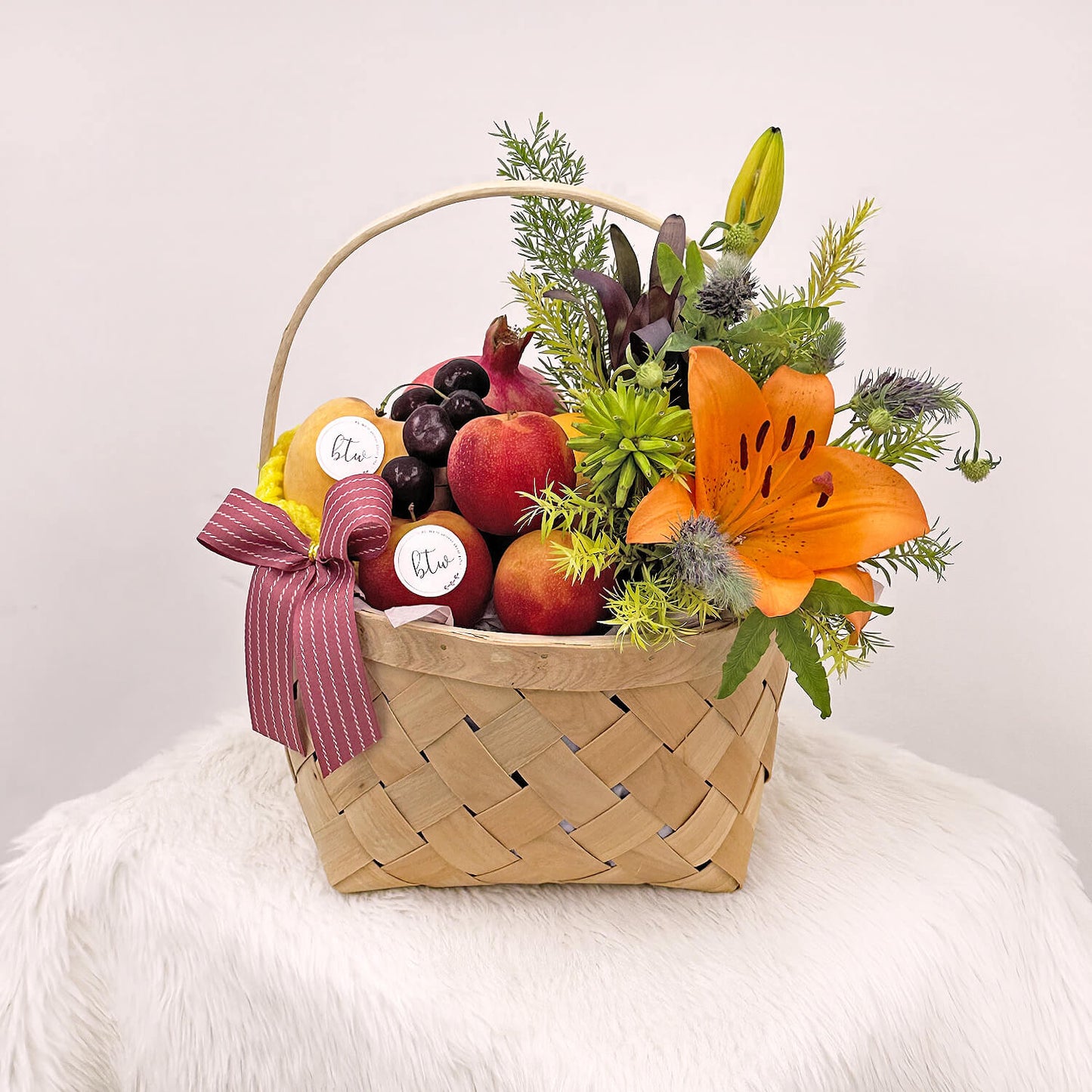 Picnic Bliss Seasonal Fruits Basket