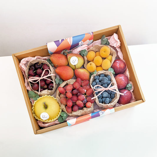 Summer's Market Seasonal Fruits Box