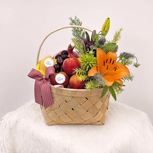 Picnic Bliss Seasonal Fruits Basket