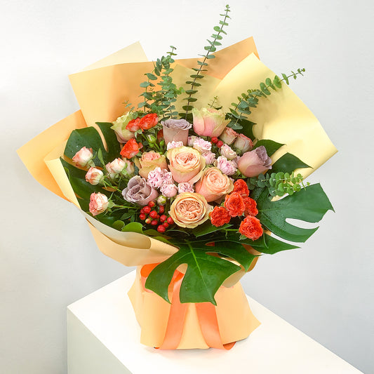 Juno Seasonal Hand Bouquet